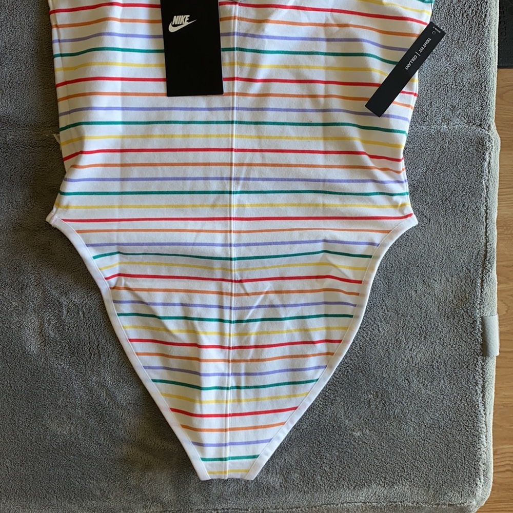 Nike onesie top. NWT size S - Picture 5 of 5